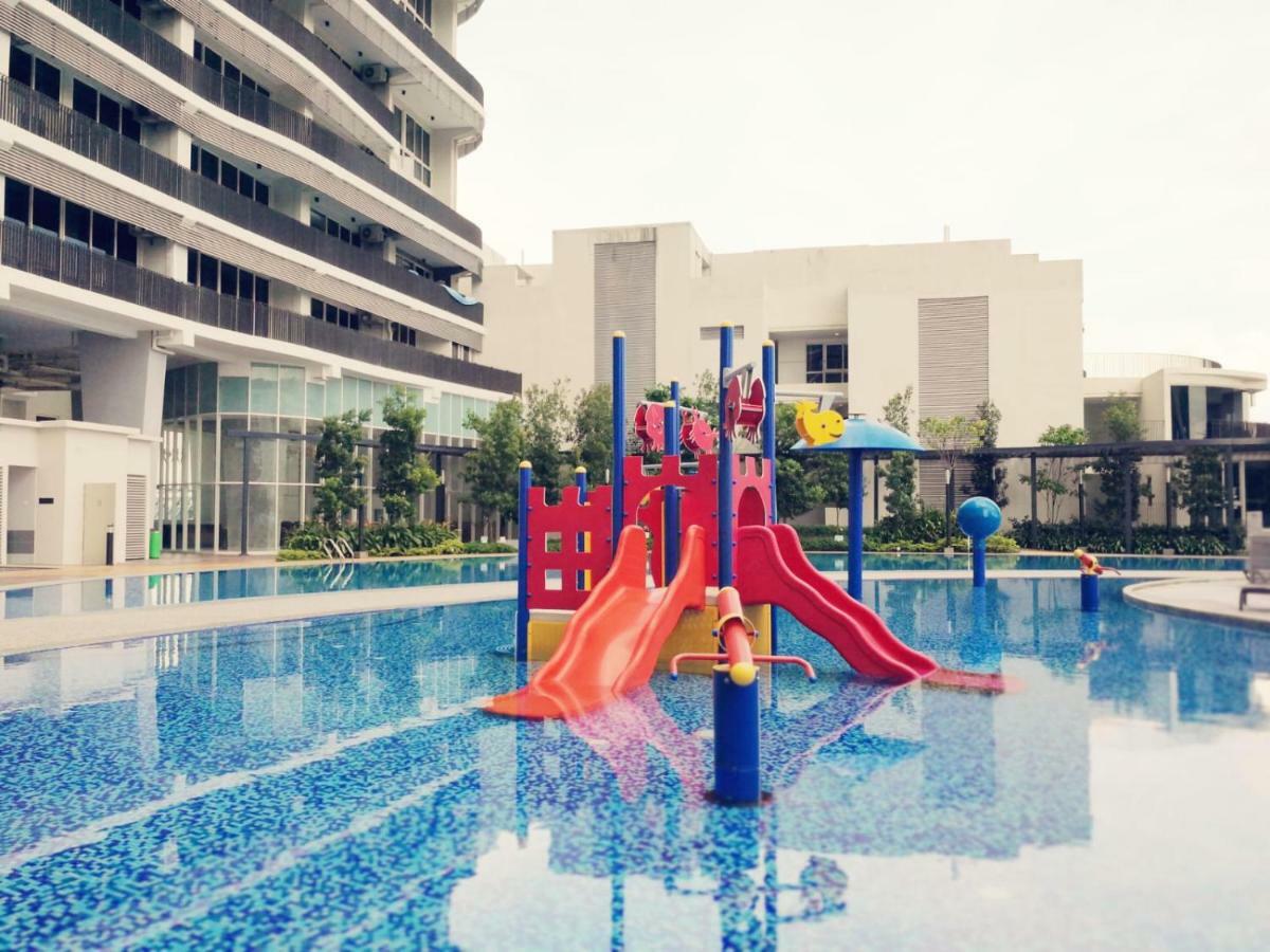 נוסג'יה Hostahome Suites At Encorp Marina, Mins To Legoland Malaysia מראה חיצוני תמונה